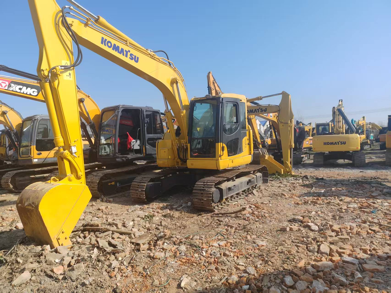 KOMATSU PC138US-8 - Escavadora de rastos: foto 1 KOMATSU PC138US-8 - Escavadora de rastos: foto 1