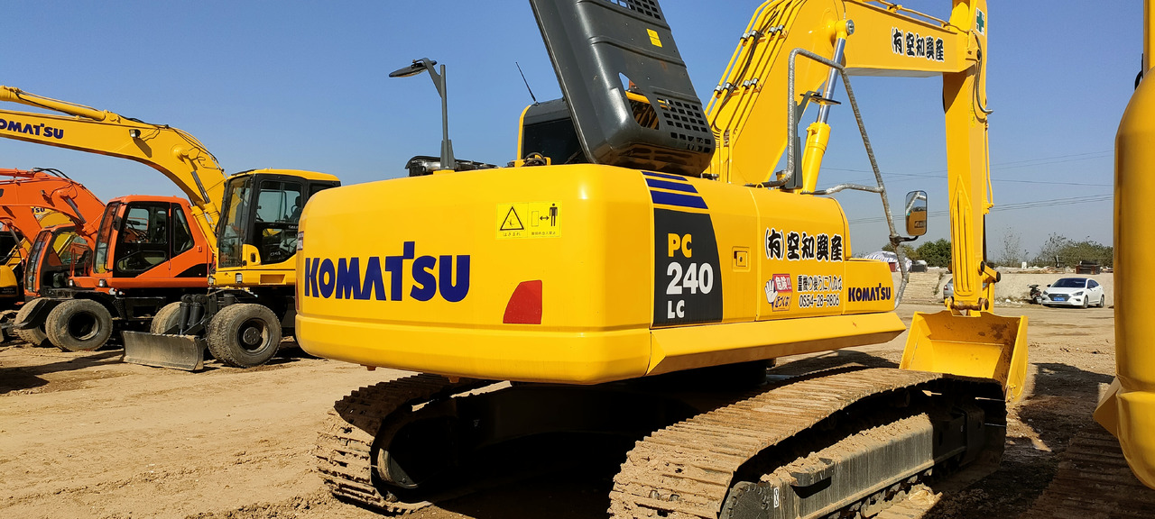 KOMATSU PC240-8 - Escavadora de rastos: foto 5 KOMATSU PC240-8 - Escavadora de rastos: foto 5