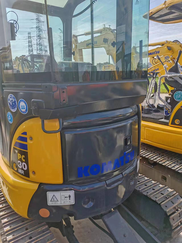 KOMATSU PC30 - Escavadora de rastos: foto 3 KOMATSU PC30 - Escavadora de rastos: foto 3