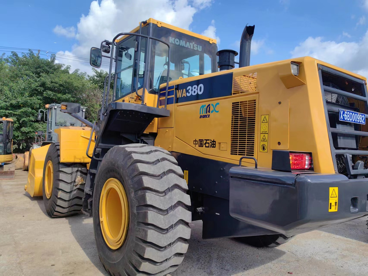 KOMATSU WA380-6 - Pá carregadora de rodas: foto 2 KOMATSU WA380-6 - Pá carregadora de rodas: foto 2