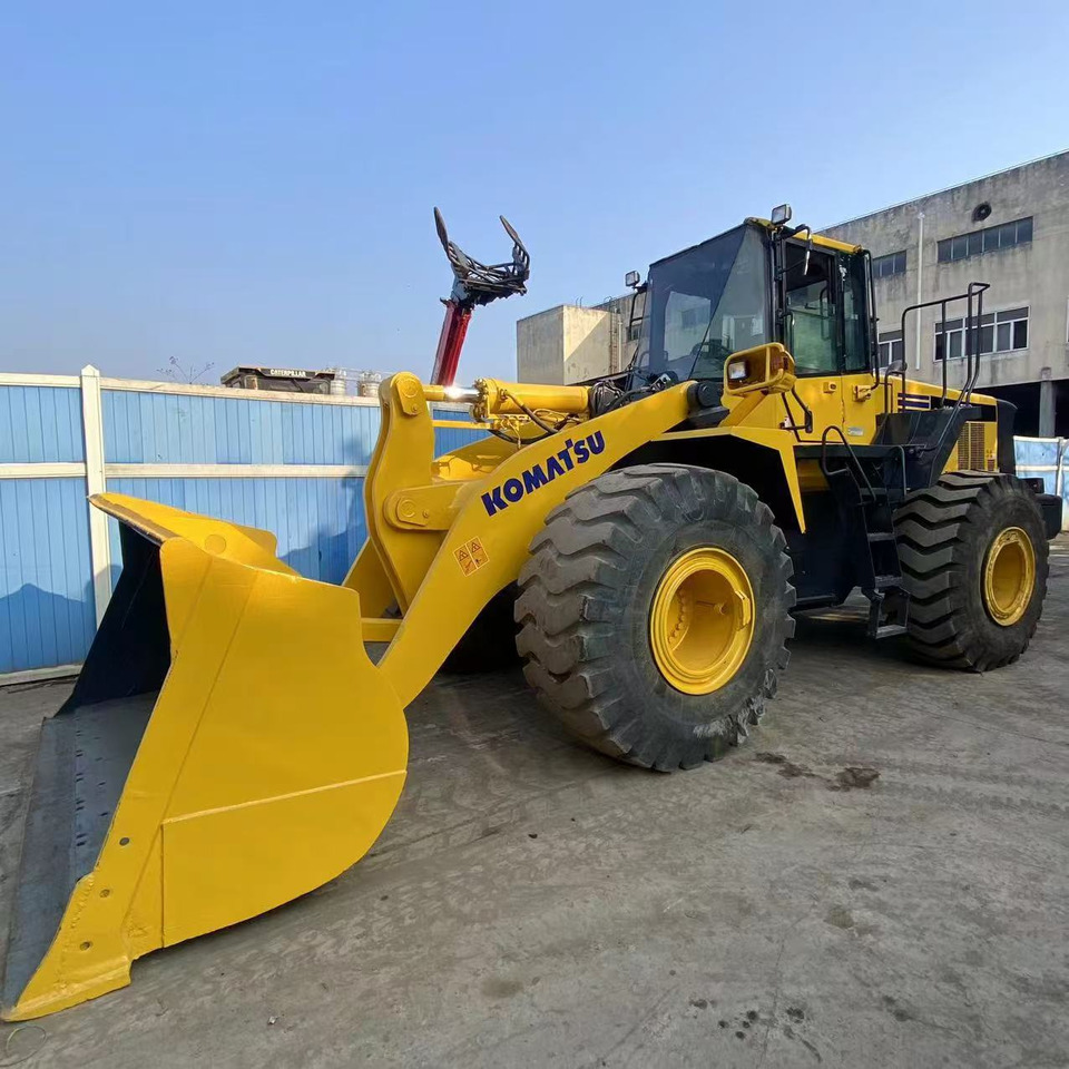 KOMATSU WA470-6 - Pá carregadora de rodas: foto 2 KOMATSU WA470-6 - Pá carregadora de rodas: foto 2