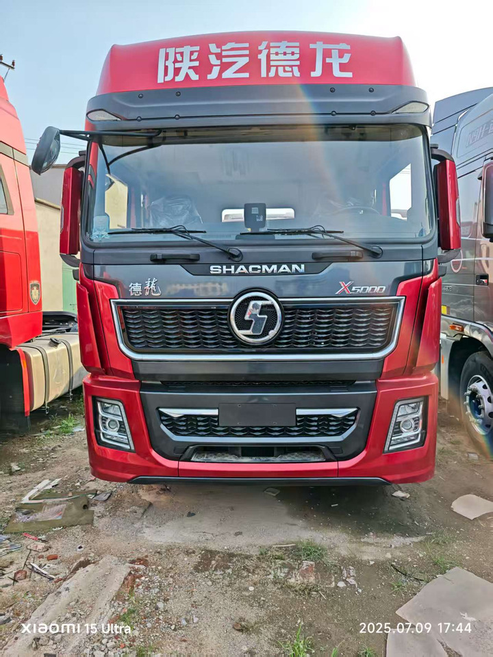 SHACMAN X5000 6x4 - Tractor: foto 2 SHACMAN X5000 6x4 - Tractor: foto 2