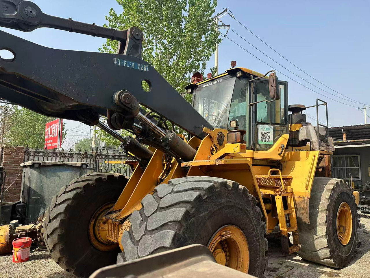 VOLVO L220F - Pá carregadora de rodas: foto 3 VOLVO L220F - Pá carregadora de rodas: foto 3