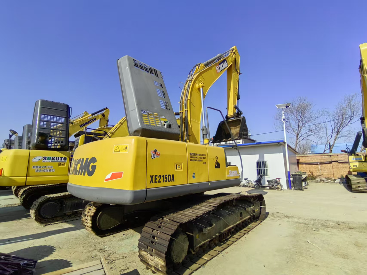 XCMG XE215DA - Escavadora de rastos: foto 4 XCMG XE215DA - Escavadora de rastos: foto 4