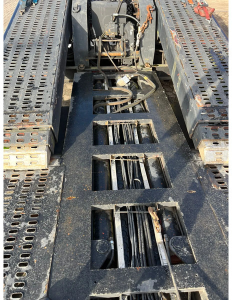 Louault auto/trucktransporter - Semi-reboque transporte de veículos: foto 5 Louault auto/trucktransporter - Semi-reboque transporte de veículos: foto 5