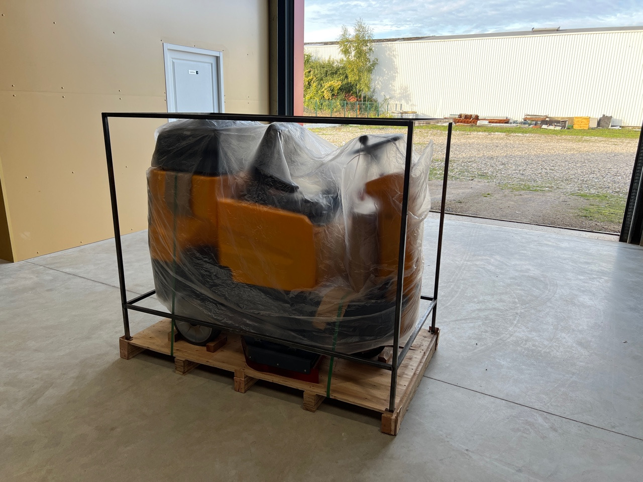 HIPPO AR-X9 - Varredora urbana: foto 4 HIPPO AR-X9 - Varredora urbana: foto 4