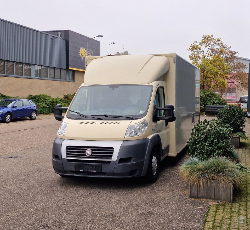 Food truck FIAT + BK Market Trailers opbouw: foto 7