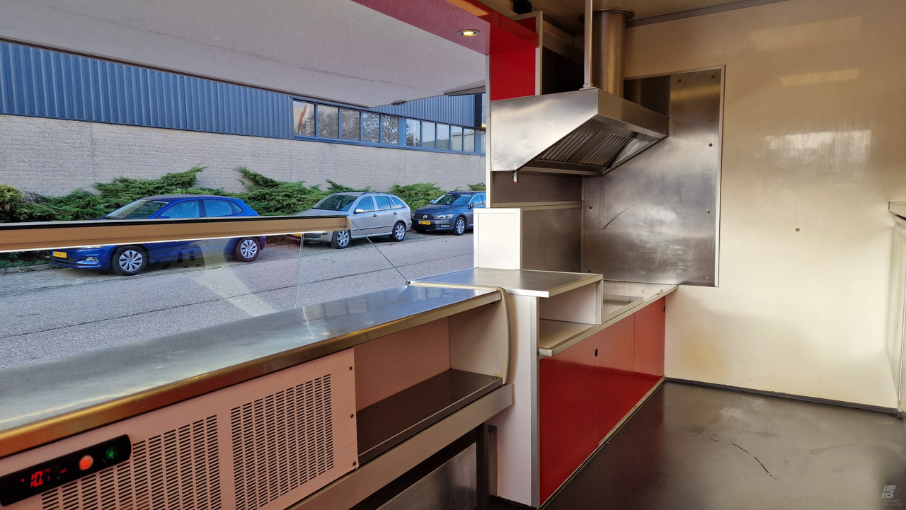 FIAT + BK Market Trailers opbouw - Food truck: foto 5 FIAT + BK Market Trailers opbouw - Food truck: foto 5