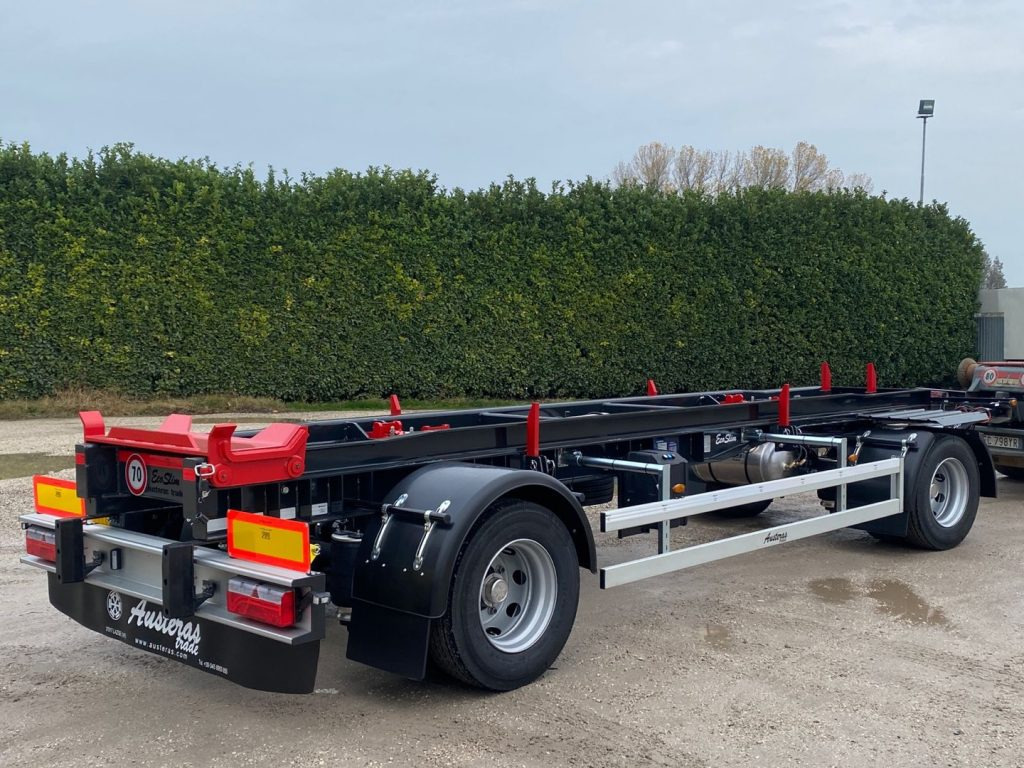 AUSTERAS RIMORCHIO NUOVO AUSTERAS SCARRABILE PNEUMATICO - Reboque ampliroll/ Multibenne: foto 2 AUSTERAS RIMORCHIO NUOVO AUSTERAS SCARRABILE PNEUMATICO - Reboque ampliroll/ Multibenne: foto 2