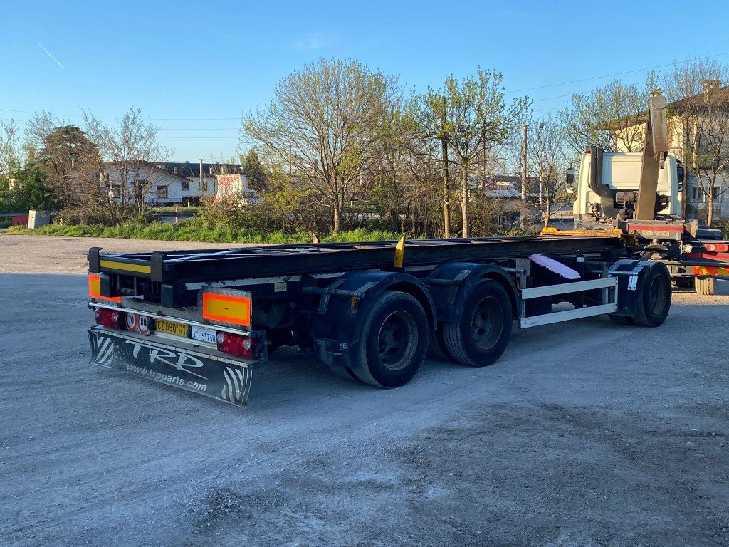 CARDI RIMORCHIO CARDI SCARRABILE RIBALTABILE PNEUMATICO - Reboque ampliroll/ Multibenne: foto 4 CARDI RIMORCHIO CARDI SCARRABILE RIBALTABILE PNEUMATICO - Reboque ampliroll/ Multibenne: foto 4