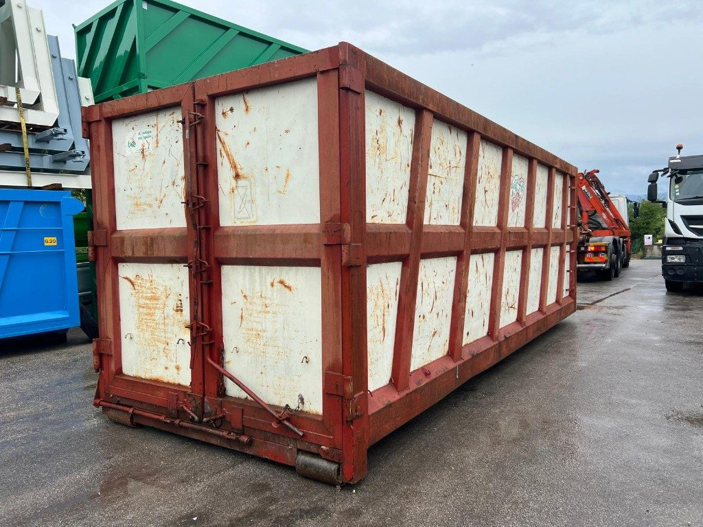 CONTAINER SCARRABILE USATO A CIELO APERTO - Contentor ampliroll: foto 3 CONTAINER SCARRABILE USATO A CIELO APERTO - Contentor ampliroll: foto 3
