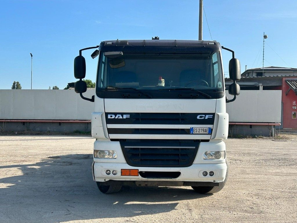 DAF CF85 SCARRABILE - Camião polibenne: foto 2 DAF CF85 SCARRABILE - Camião polibenne: foto 2