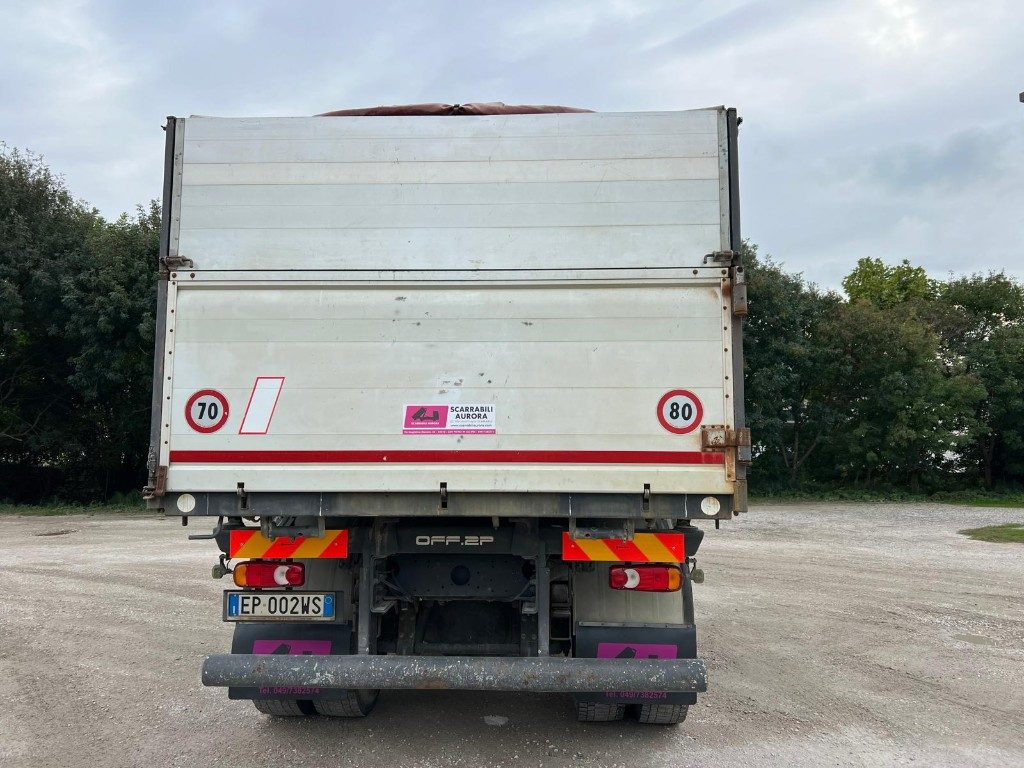 DAF LF55.300 RIBALTABILE TRILATERALE - Camião basculante: foto 5 DAF LF55.300 RIBALTABILE TRILATERALE - Camião basculante: foto 5