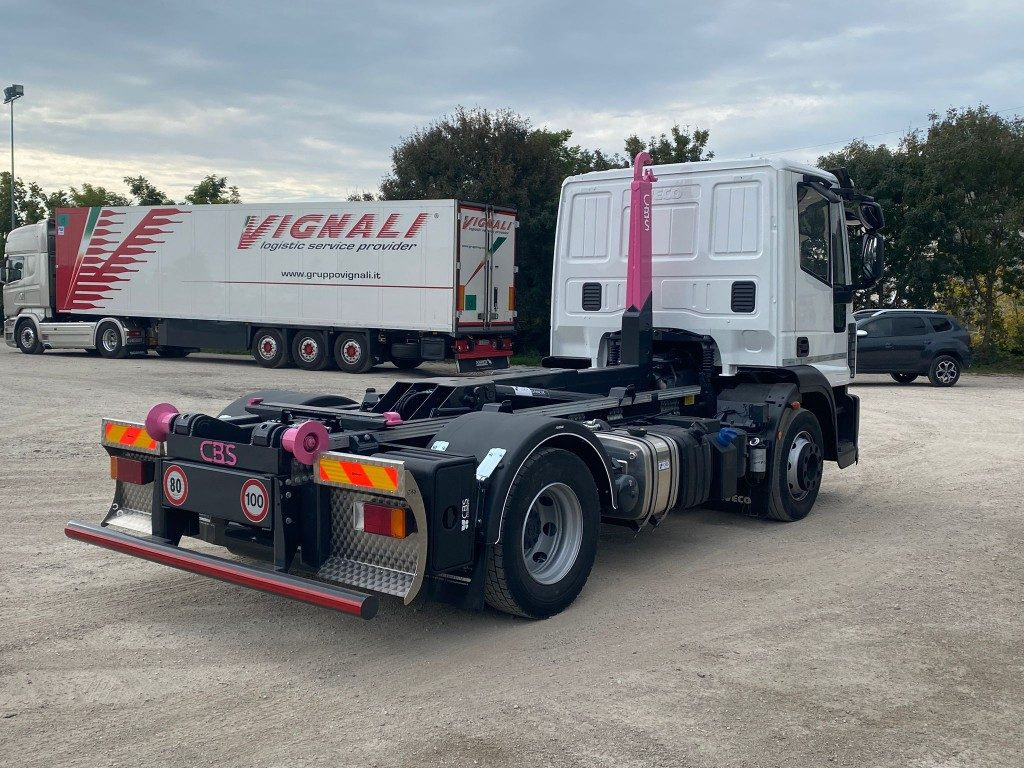 IVECO EUROCARGO 120E25 SCARRABILE - Camião polibenne: foto 4 IVECO EUROCARGO 120E25 SCARRABILE - Camião polibenne: foto 4