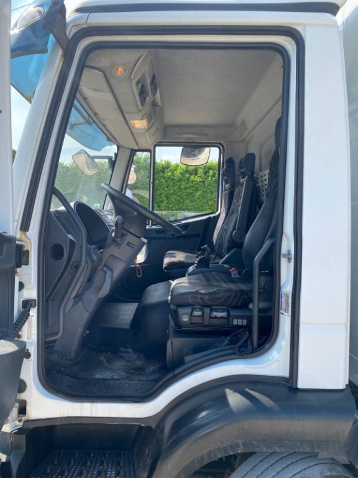 IVECO EUROCARGO 120E25 SCARRABILE - Camião polibenne: foto 5 IVECO EUROCARGO 120E25 SCARRABILE - Camião polibenne: foto 5