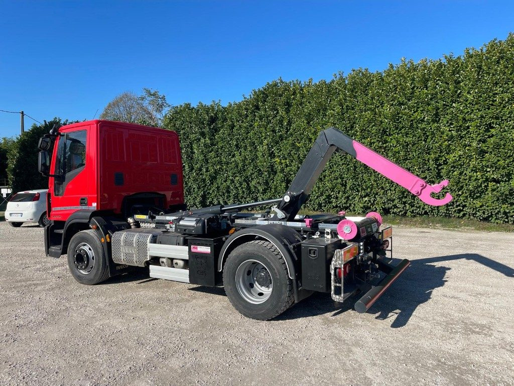 IVECO EUROCARGO 160E SCARRABILE - Camião polibenne: foto 3 IVECO EUROCARGO 160E SCARRABILE - Camião polibenne: foto 3