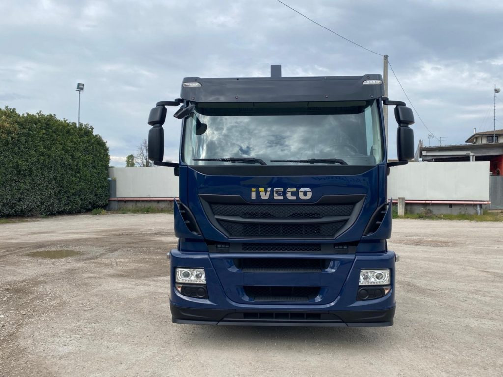 IVECO STRALIS 310 SCARRABILE FULL PNEUMATICO - Camião polibenne: foto 5 IVECO STRALIS 310 SCARRABILE FULL PNEUMATICO - Camião polibenne: foto 5