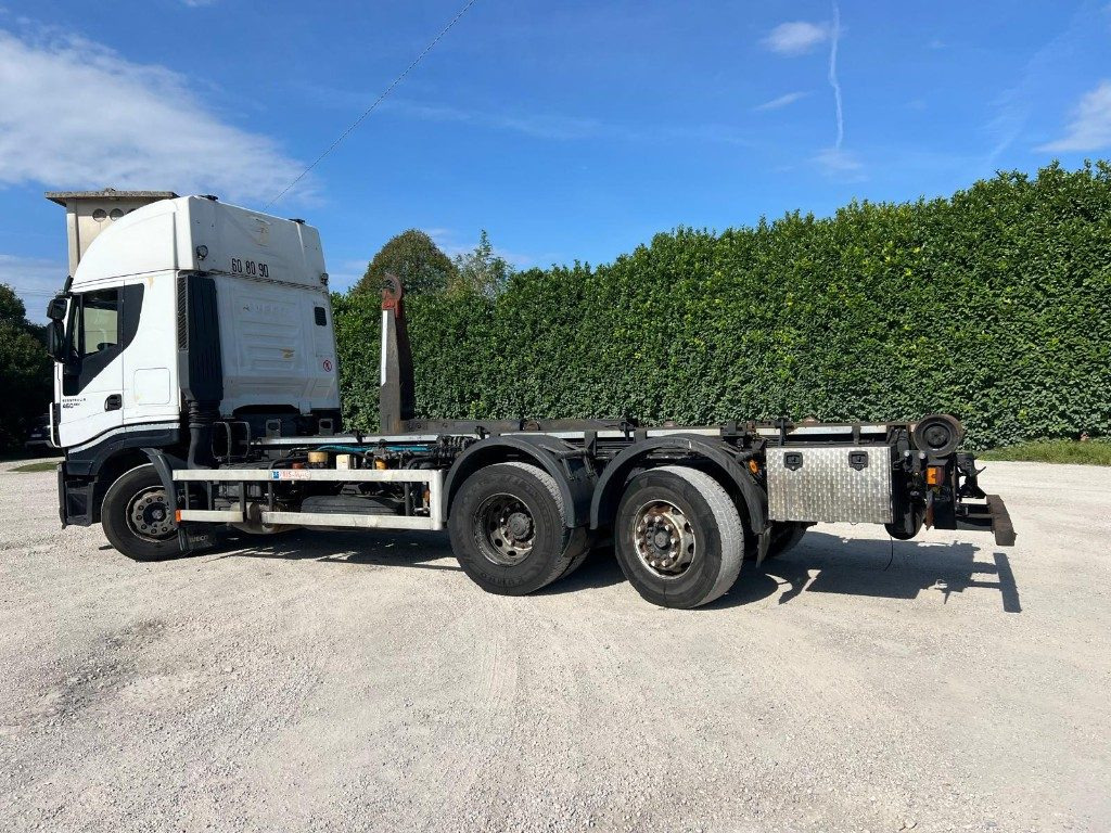 IVECO STRALIS 460 SCARRABILE - Camião polibenne: foto 2 IVECO STRALIS 460 SCARRABILE - Camião polibenne: foto 2