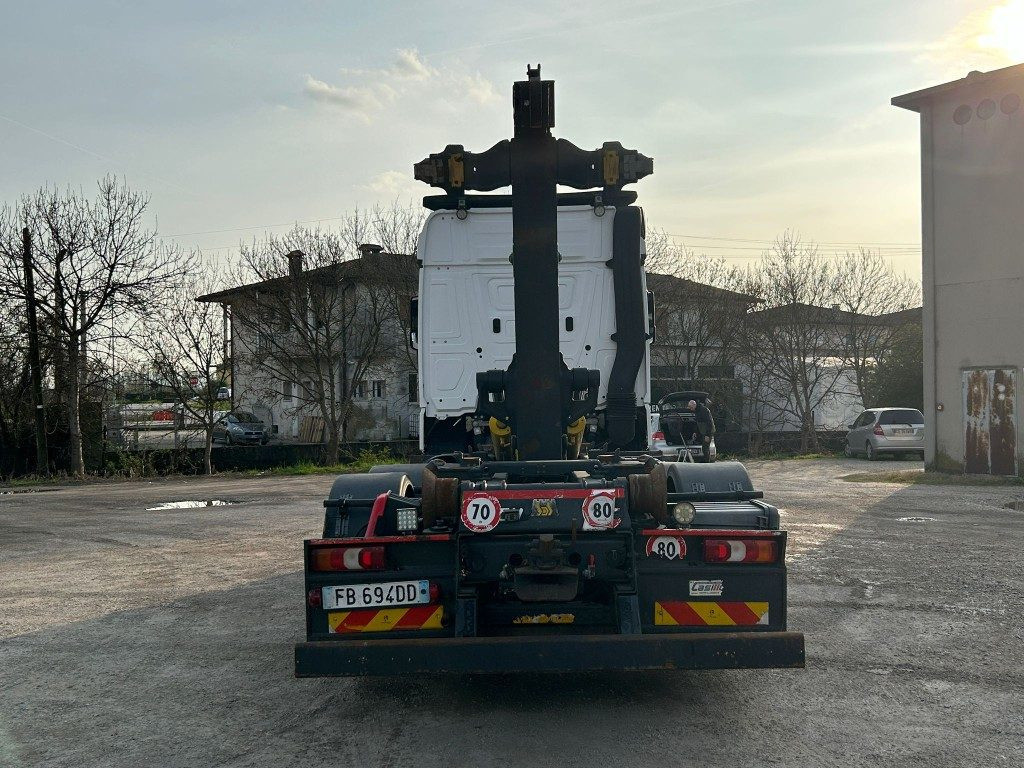 MERCEDES ACTROS 25.51 SCARRABILE - Camião polibenne: foto 3 MERCEDES ACTROS 25.51 SCARRABILE - Camião polibenne: foto 3