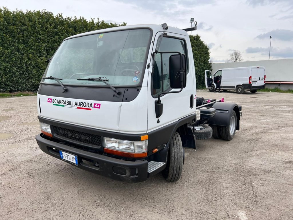 MITSUBISHI CANTER 3.0 SCARRABILE - Camião polibenne: foto 2 MITSUBISHI CANTER 3.0 SCARRABILE - Camião polibenne: foto 2