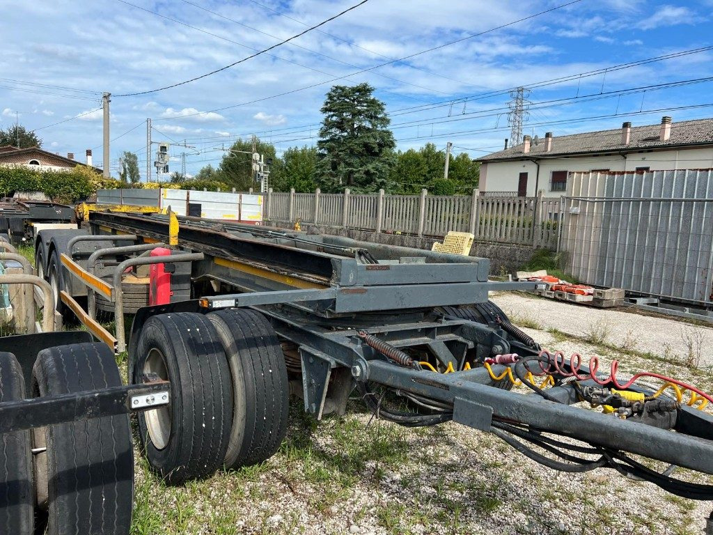 PIACENZA RIMORCHIO PIACENZA SCARRABILE BALESTRATO - Reboque ampliroll/ Multibenne: foto 4 PIACENZA RIMORCHIO PIACENZA SCARRABILE BALESTRATO - Reboque ampliroll/ Multibenne: foto 4