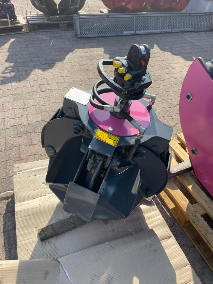 POLIPO NUOVO A 4 PALE CON ROTORE - Garra: foto 1 POLIPO NUOVO A 4 PALE CON ROTORE - Garra: foto 1