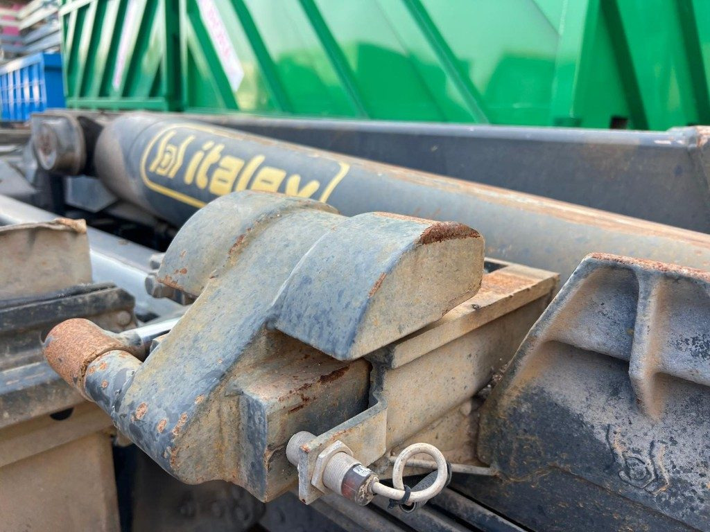 SCANIA R480 USATO SCARRABILE 6X2 - Camião polibenne: foto 4 SCANIA R480 USATO SCARRABILE 6X2 - Camião polibenne: foto 4