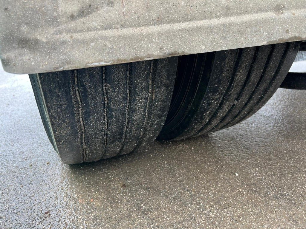 VIBERTI RIMORCHIO VIBERTI SCARRABILE PNEUMATICO - Reboque ampliroll/ Multibenne: foto 5 VIBERTI RIMORCHIO VIBERTI SCARRABILE PNEUMATICO - Reboque ampliroll/ Multibenne: foto 5