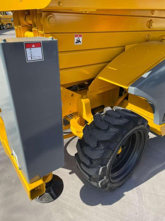 Plataforma de Tijera/ Plataforma de tesoura Haulotte COMPACT 12DX: foto 7