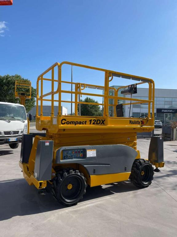 Haulotte COMPACT 12DX - Plataforma de Tijera/ Plataforma de tesoura: foto 3 Haulotte COMPACT 12DX - Plataforma de Tijera/ Plataforma de tesoura: foto 3