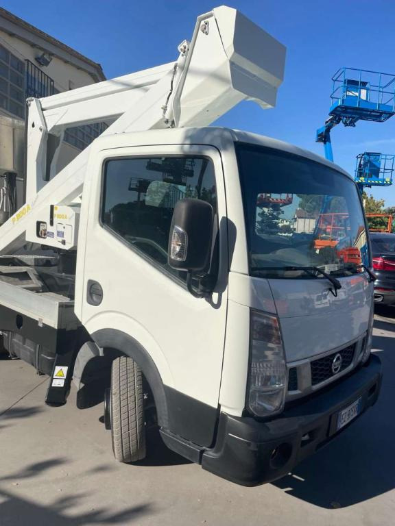 PALAFINGER P200A - Caminhão com plataforma aérea: foto 5 PALAFINGER P200A - Caminhão com plataforma aérea: foto 5