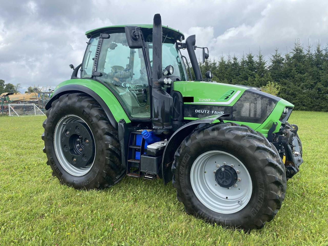 Deutz-Fahr 6190 Agrotron TTV - Trator: foto 2 Deutz-Fahr 6190 Agrotron TTV - Trator: foto 2