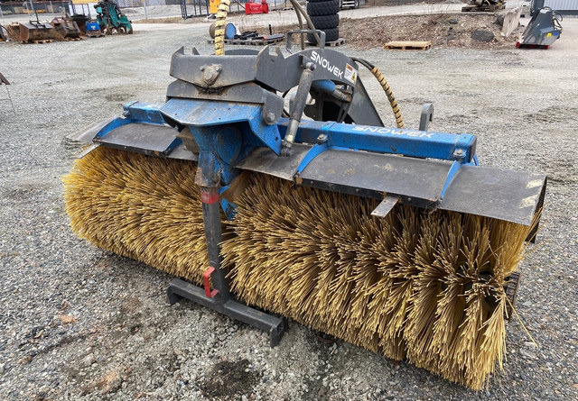 SnowekAH250 - Vassoura: foto 2 SnowekAH250 - Vassoura: foto 2