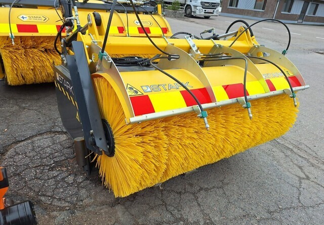 StarkKAH1600 ST - Vassoura: foto 1 StarkKAH1600 ST - Vassoura: foto 1
