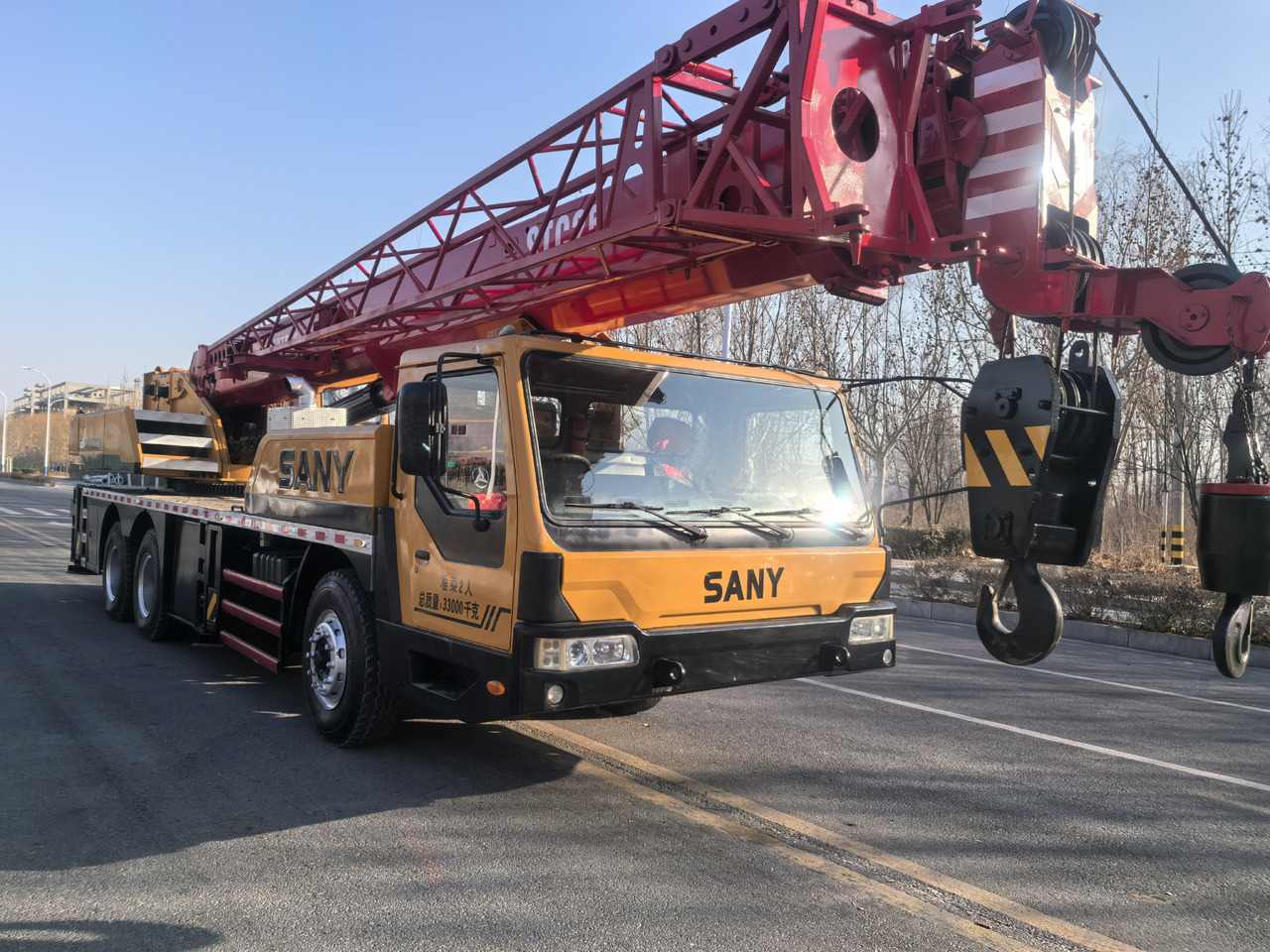 SANY STC250 STC500 STC750 STC800 25 ton 50 ton 75 ton 80 ton truck crane - Grua móvel: foto 2 SANY STC250 STC500 STC750 STC800 25 ton 50 ton 75 ton 80 ton truck crane - Grua móvel: foto 2