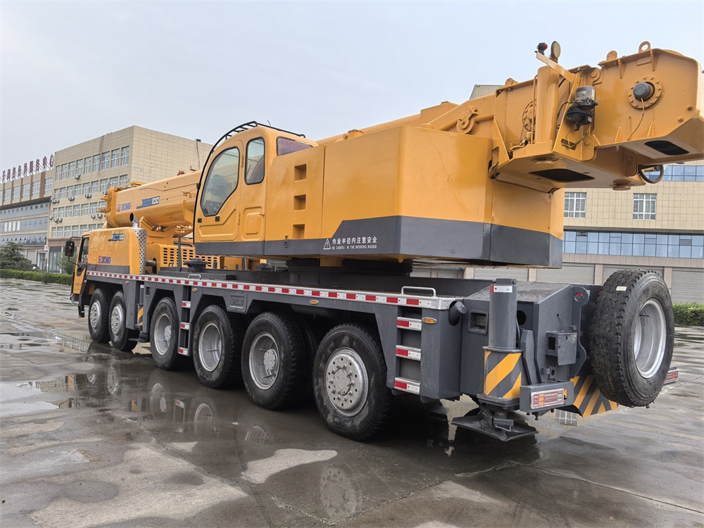 XCMG QY100K QY130K QY160K QAY200 QAY240 QAY300 QAY350 used truck crane - Grua móvel: foto 4 XCMG QY100K QY130K QY160K QAY200 QAY240 QAY300 QAY350 used truck crane - Grua móvel: foto 4