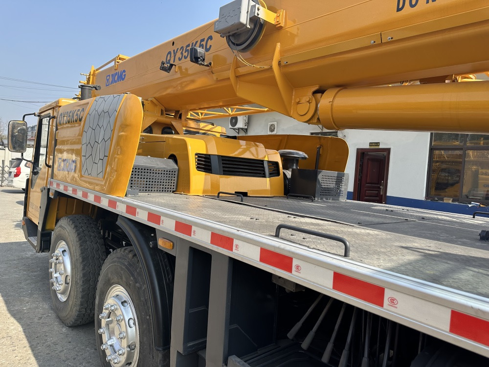 XCMG QY35K xct35l5 qy35k5c 35 ton truck crane - Grua móvel: foto 4 XCMG QY35K xct35l5 qy35k5c 35 ton truck crane - Grua móvel: foto 4