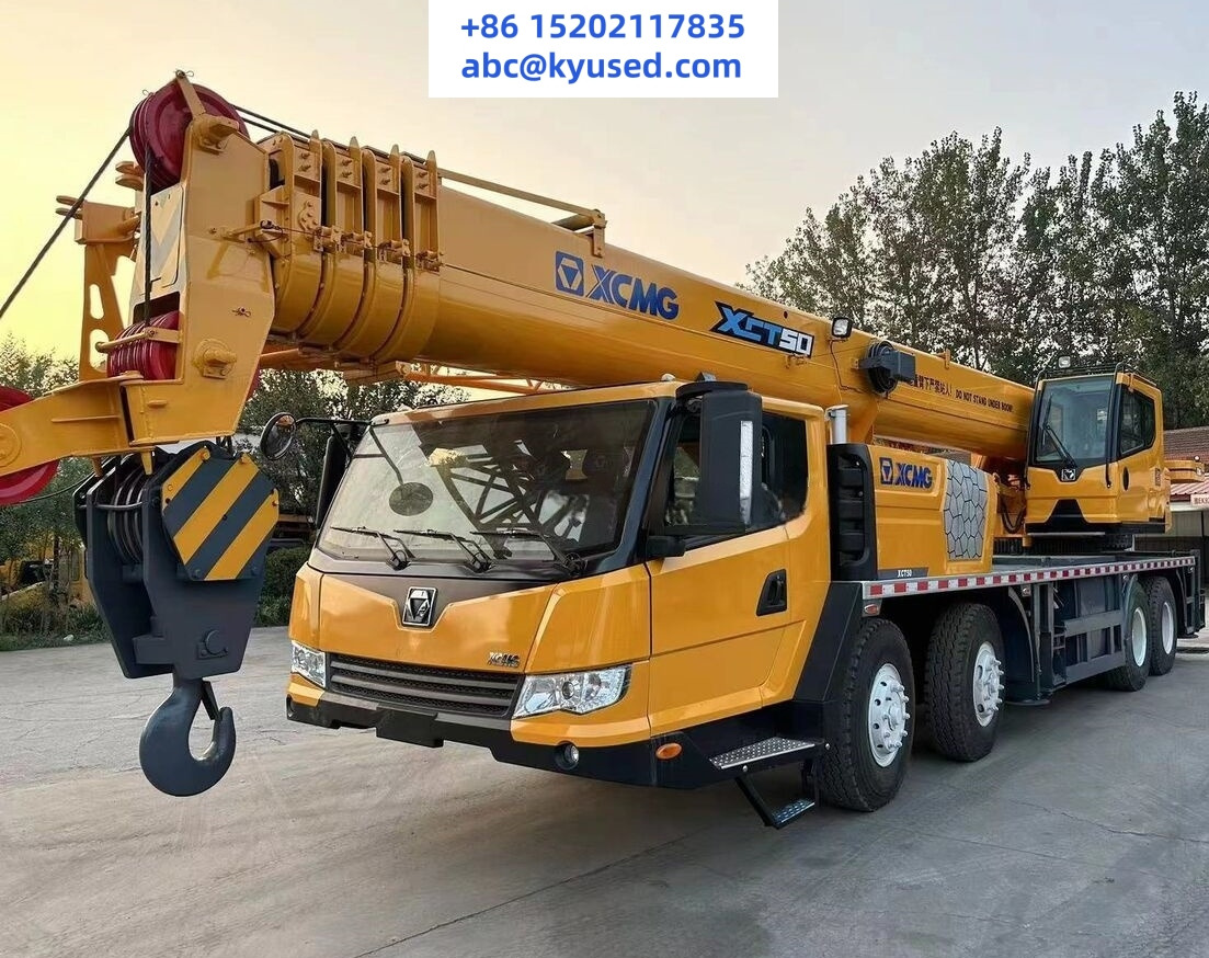 XCMG XCT50 QY50K QY50KA QY50KC XCT55 50t 55t used crane - Grua móvel: foto 1 XCMG XCT50 QY50K QY50KA QY50KC XCT55 50t 55t used crane - Grua móvel: foto 1