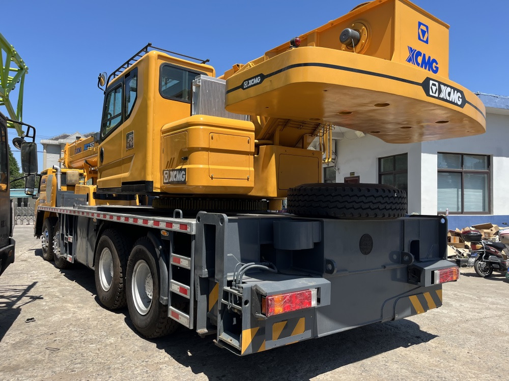 XCMG XCT55 XCT50 QY50KC QY50KA QY50K-II 25 ton 35 ton 40 ton 55 ton 50 ton 60 ton xcmg truck crane - Grua móvel: foto 4 XCMG XCT55 XCT50 QY50KC QY50KA QY50K-II 25 ton 35 ton 40 ton 55 ton 50 ton 60 ton xcmg truck crane - Grua móvel: foto 4