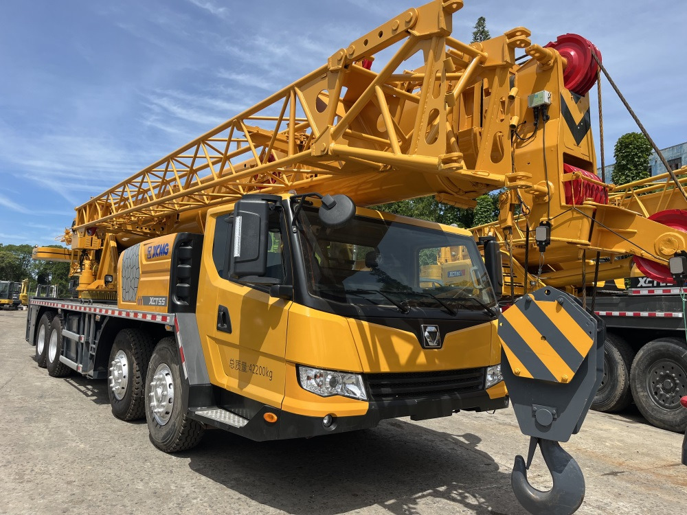 XCMG XCT55 XCT50 QY50KC QY50KA QY50K-II 55 ton 50 ton truck crane - Grua móvel: foto 1 XCMG XCT55 XCT50 QY50KC QY50KA QY50K-II 55 ton 50 ton truck crane - Grua móvel: foto 1