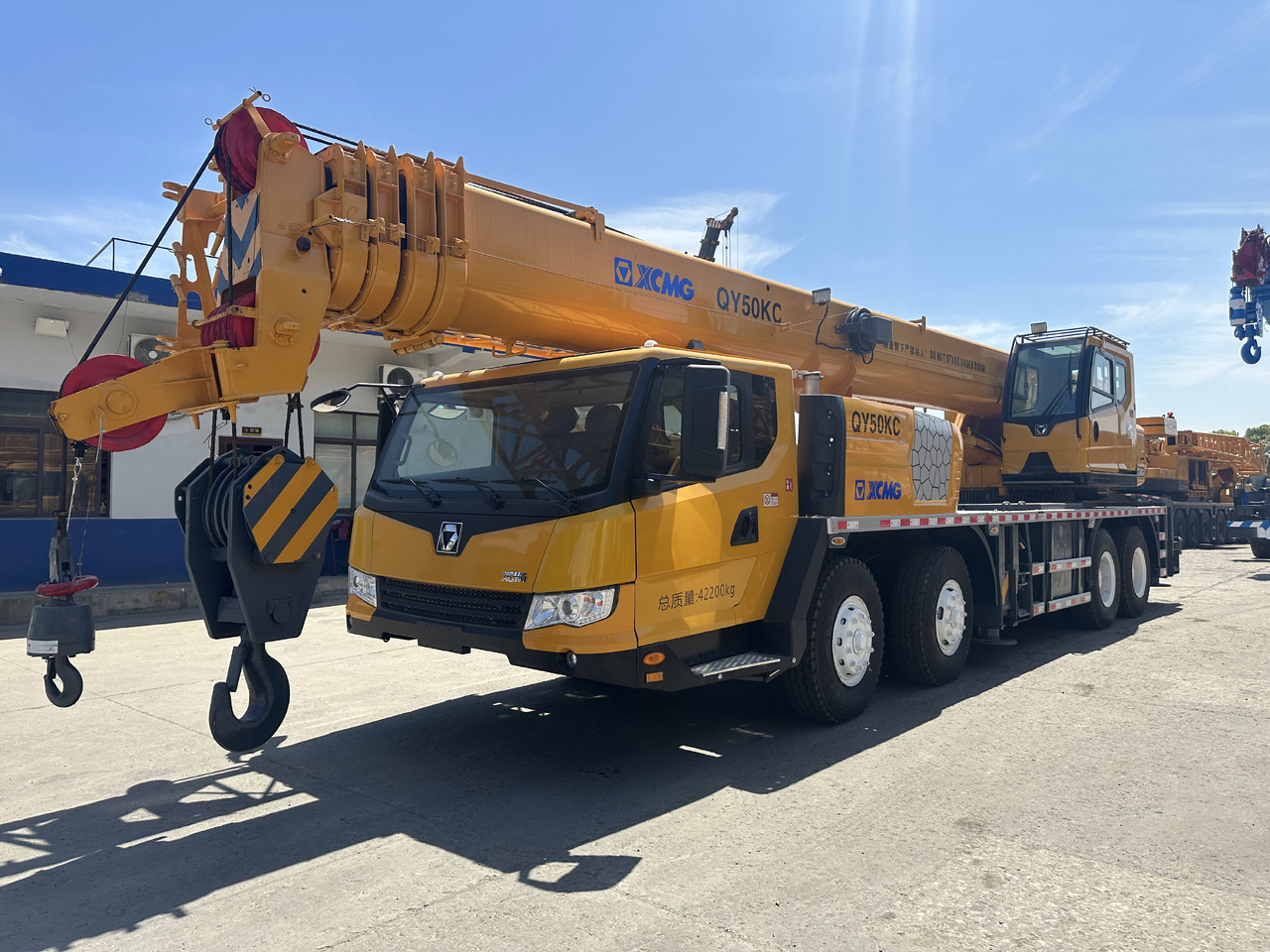 XCMG qy50kc qy50k xct55 qy55kc qy25k5c 50ton 55 ton 70 ton 85 ton 90 ton 100 ton 110 ton 130 ton truck crane - Grua móvel: foto 1 XCMG qy50kc qy50k xct55 qy55kc qy25k5c 50ton 55 ton 70 ton 85 ton 90 ton 100 ton 110 ton 130 ton truck crane - Grua móvel: foto 1