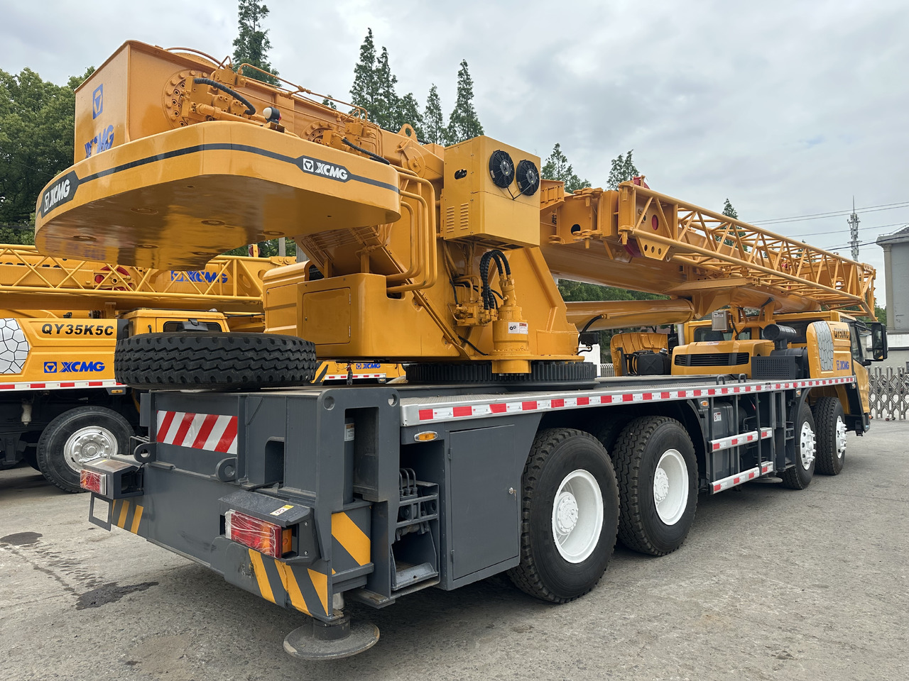 XCMG qy50kc xct55 qy55kc 50ton 55 ton 70 ton 85 ton 90 ton 100 ton 110 ton 130 ton truck crane - Grua móvel: foto 4 XCMG qy50kc xct55 qy55kc 50ton 55 ton 70 ton 85 ton 90 ton 100 ton 110 ton 130 ton truck crane - Grua móvel: foto 4