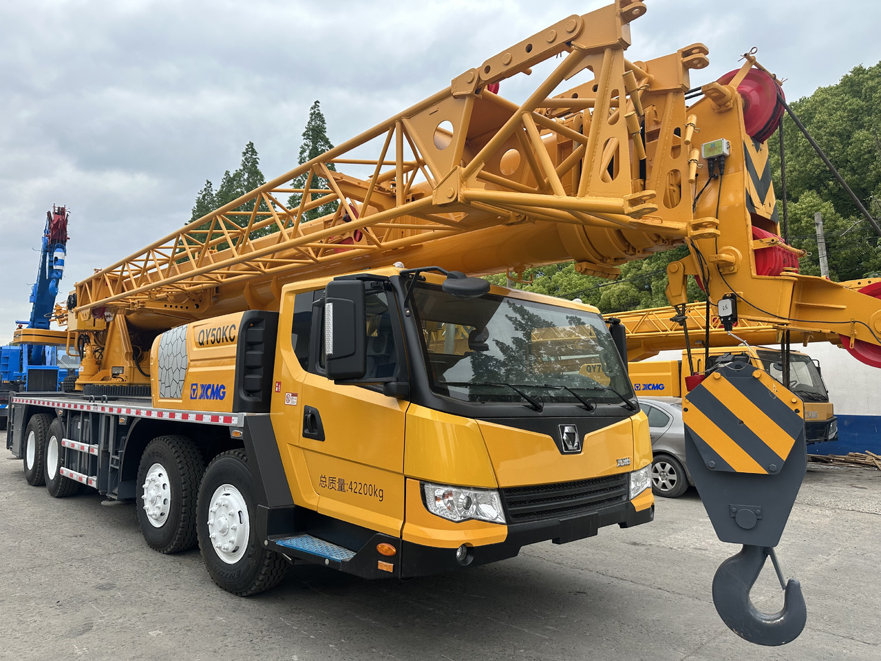 XCMG qy50kc xct55 qy55kc 50ton 55 ton 70 ton 85 ton 90 ton 100 ton 110 ton 130 ton truck crane - Grua móvel: foto 2 XCMG qy50kc xct55 qy55kc 50ton 55 ton 70 ton 85 ton 90 ton 100 ton 110 ton 130 ton truck crane - Grua móvel: foto 2