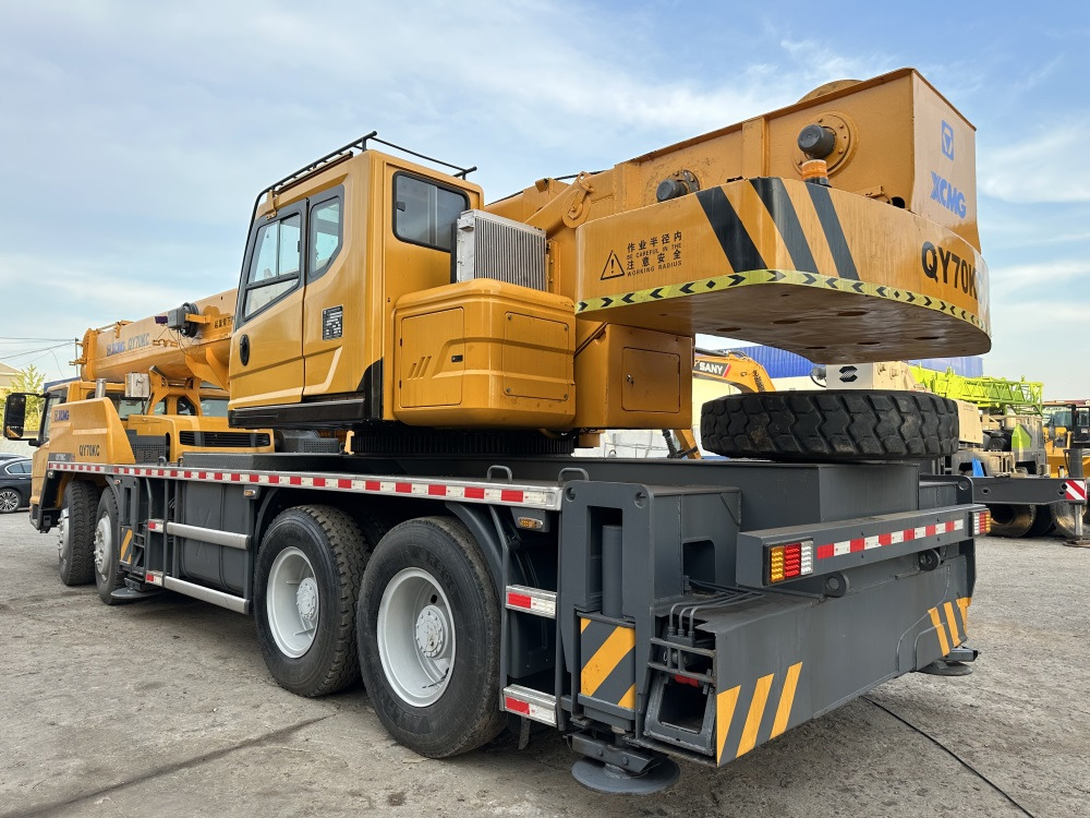 XCMG qy70kc xct75 qy75kc 70ton 75 ton 80 ton 85 ton 90 ton 100 ton 110 ton 130 ton truck crane - Grua móvel: foto 3 XCMG qy70kc xct75 qy75kc 70ton 75 ton 80 ton 85 ton 90 ton 100 ton 110 ton 130 ton truck crane - Grua móvel: foto 3