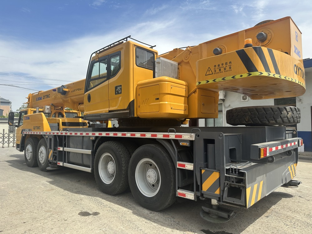 XCMG qy70kc xct75 qy75kc 70ton 75 ton 80 ton 85 ton 90 ton 100 ton 110 ton 130 ton truck crane - Grua móvel: foto 3 XCMG qy70kc xct75 qy75kc 70ton 75 ton 80 ton 85 ton 90 ton 100 ton 110 ton 130 ton truck crane - Grua móvel: foto 3