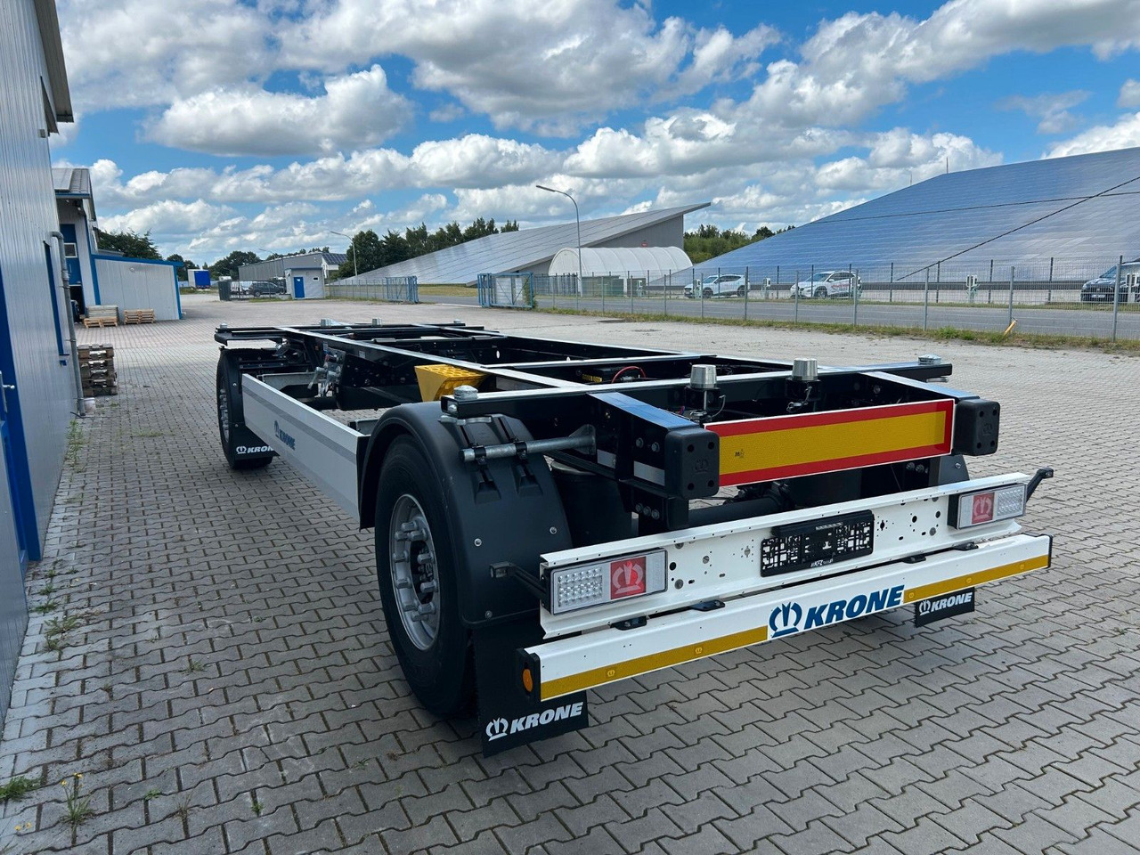 Krone AZW 18 eL3B9 22,5" BDF Box Carrier Neufahrzeug - Reboque transportador de contêineres/ Caixa móvel: foto 4 Krone AZW 18 eL3B9 22,5" BDF Box Carrier Neufahrzeug - Reboque transportador de contêineres/ Caixa móvel: foto 4