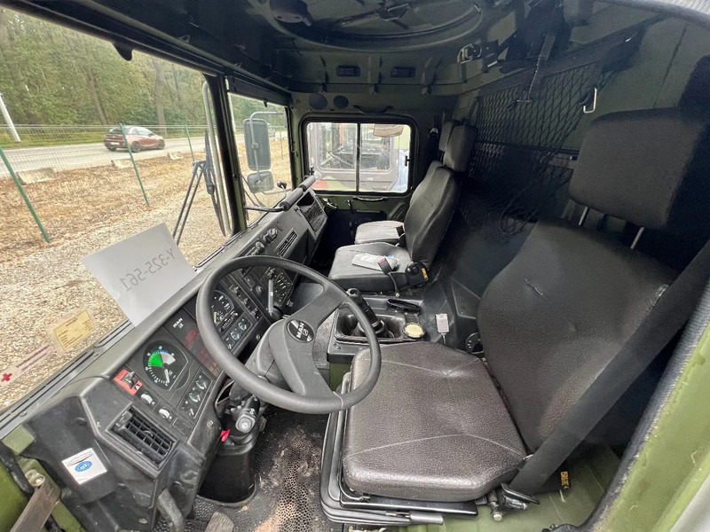 MAN KAT 25.422DFAEG 6X6 CABIN CHASSIS - TWIST LOCKS SYSTEM - Camião: foto 4 MAN KAT 25.422DFAEG 6X6 CABIN CHASSIS - TWIST LOCKS SYSTEM - Camião: foto 4