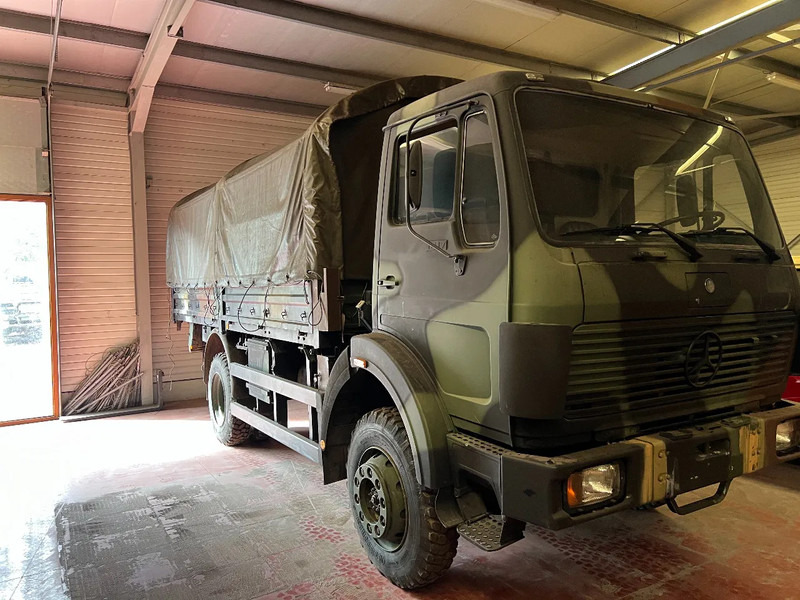 Mercedes-Benz 1017 A/4X4 - Camião furgão: foto 3 Mercedes-Benz 1017 A/4X4 - Camião furgão: foto 3