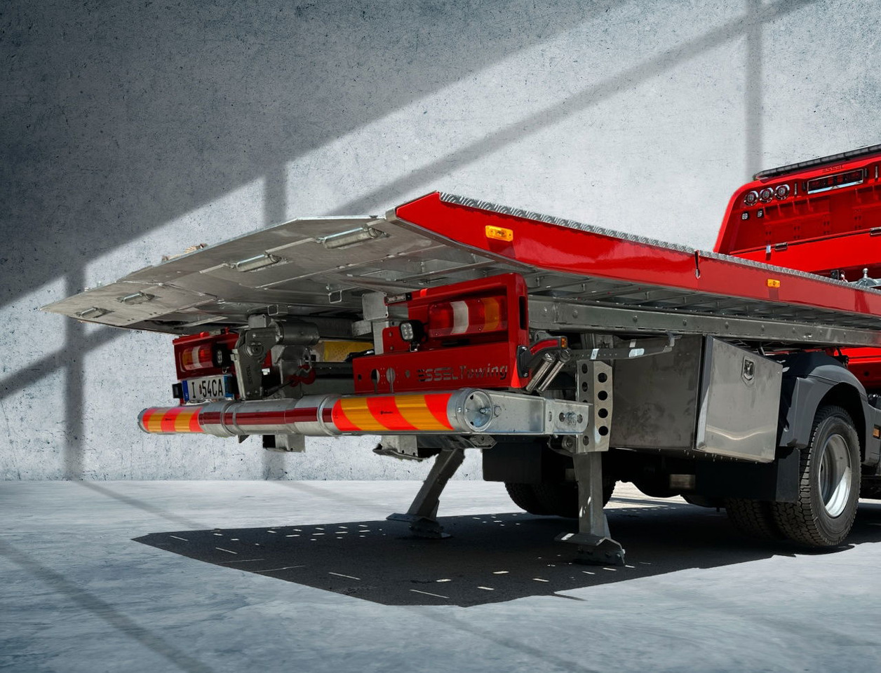 Mercedes-Benz Arocs NEW T-REX Mercedes Arocs silver - Caminhão reboque: foto 2 Mercedes-Benz Arocs NEW T-REX Mercedes Arocs silver - Caminhão reboque: foto 2