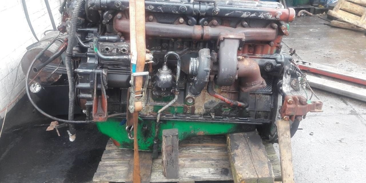 IVECO 8210.42L IVECO Magirus 420 - Motor por Camião: foto 1 IVECO 8210.42L IVECO Magirus 420 - Motor por Camião: foto 1